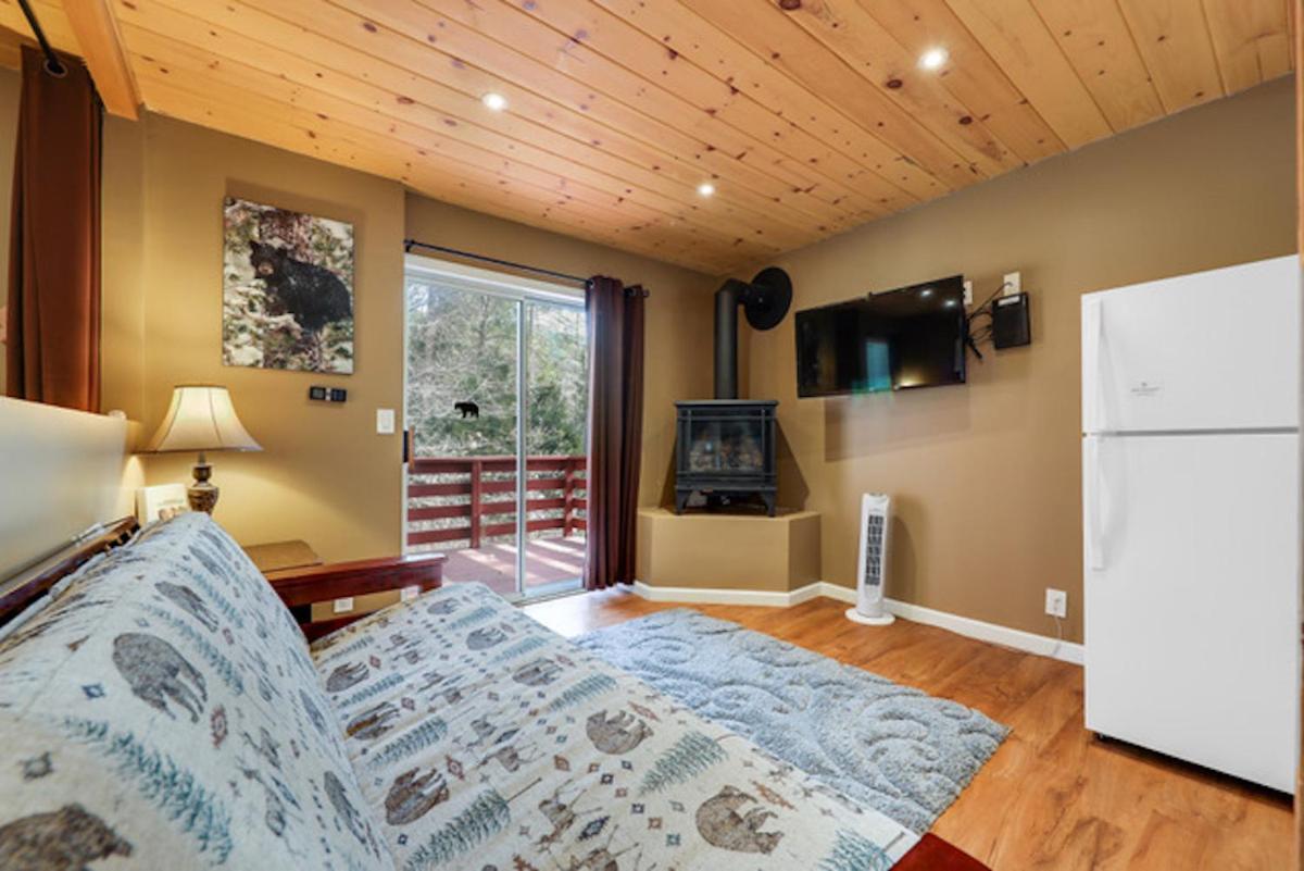 Silver Pines Lodge Айдълуайлд Екстериор снимка