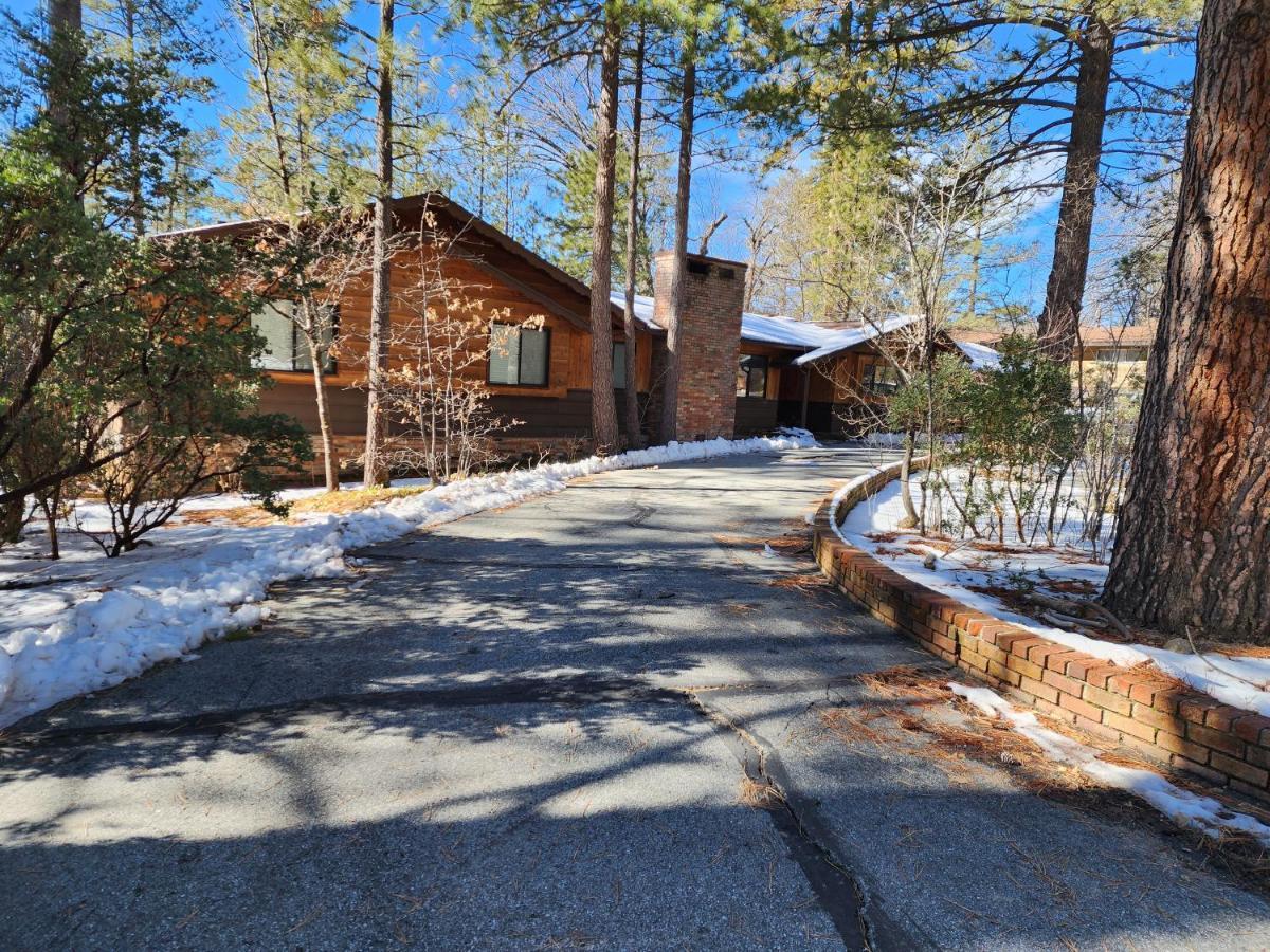 Silver Pines Lodge Айдълуайлд Екстериор снимка