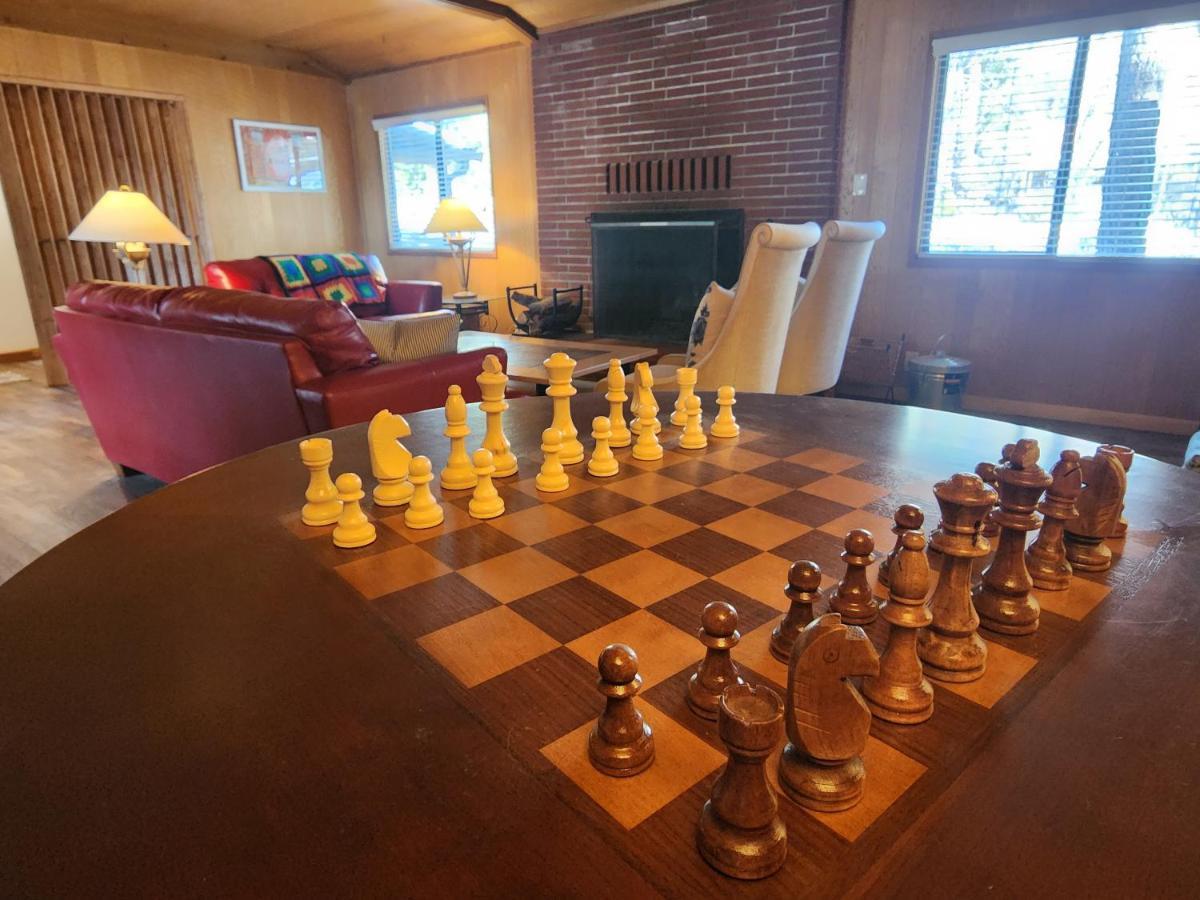 Silver Pines Lodge Айдълуайлд Екстериор снимка