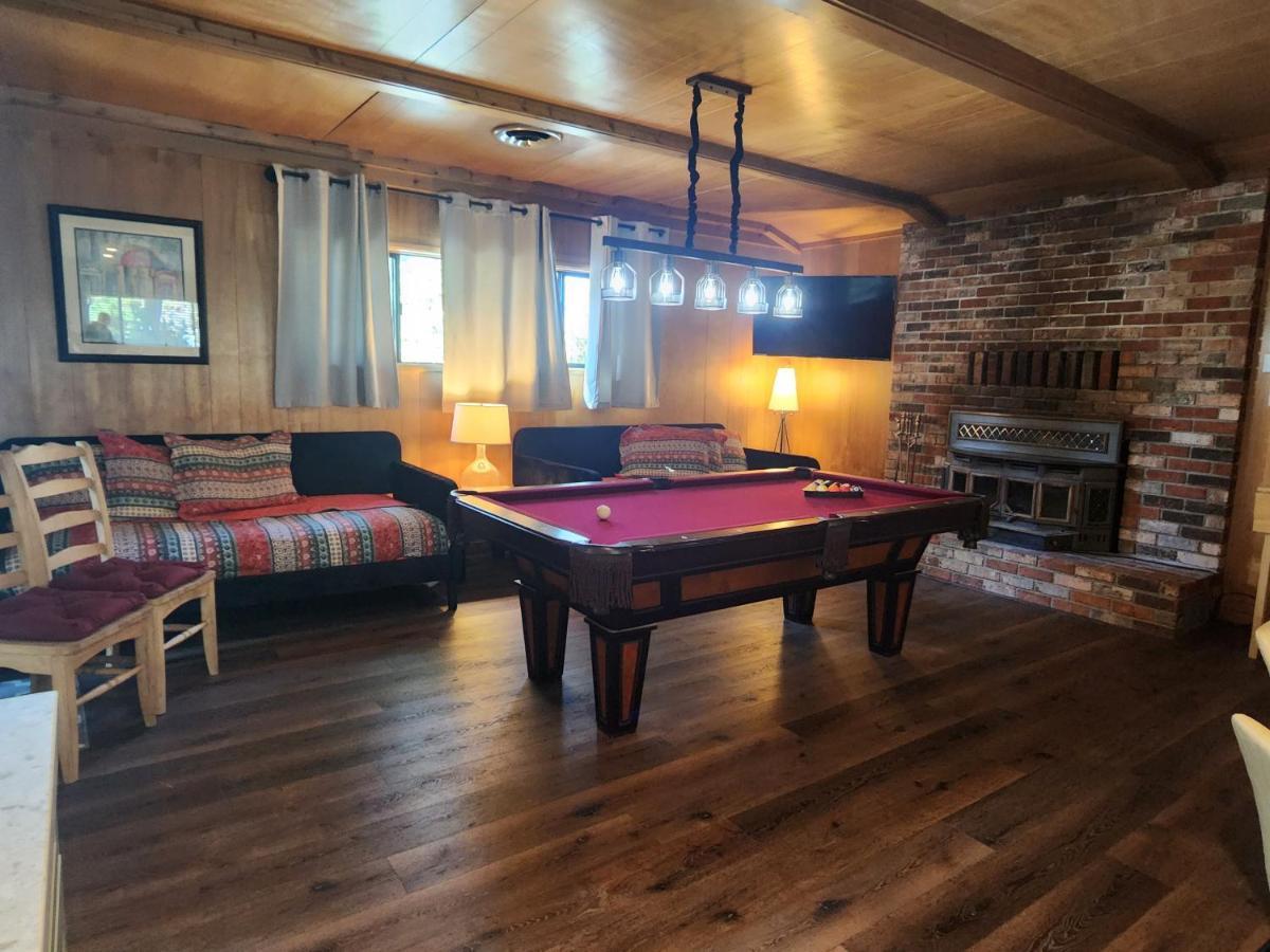 Silver Pines Lodge Айдълуайлд Екстериор снимка