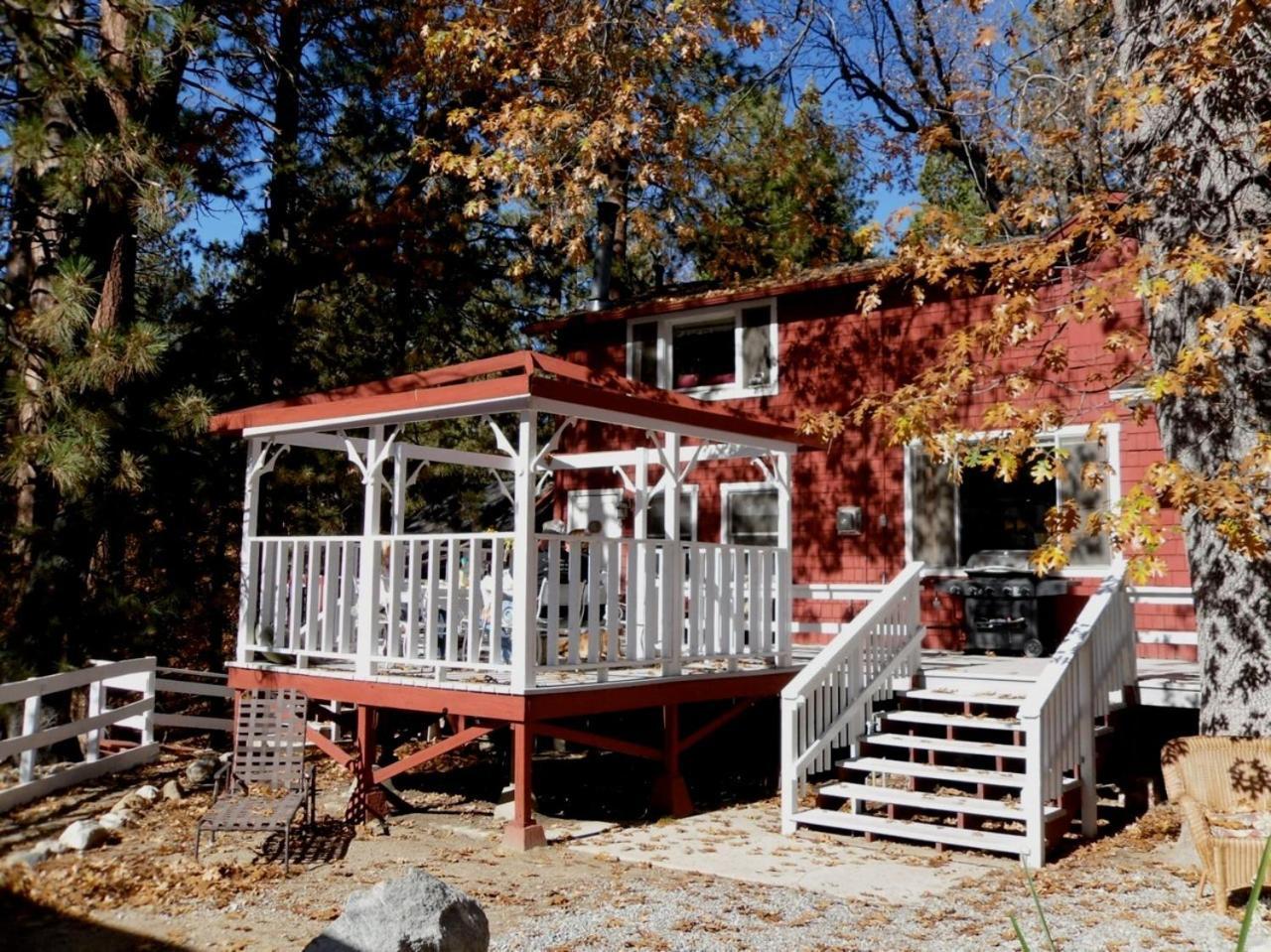 Silver Pines Lodge Айдълуайлд Екстериор снимка